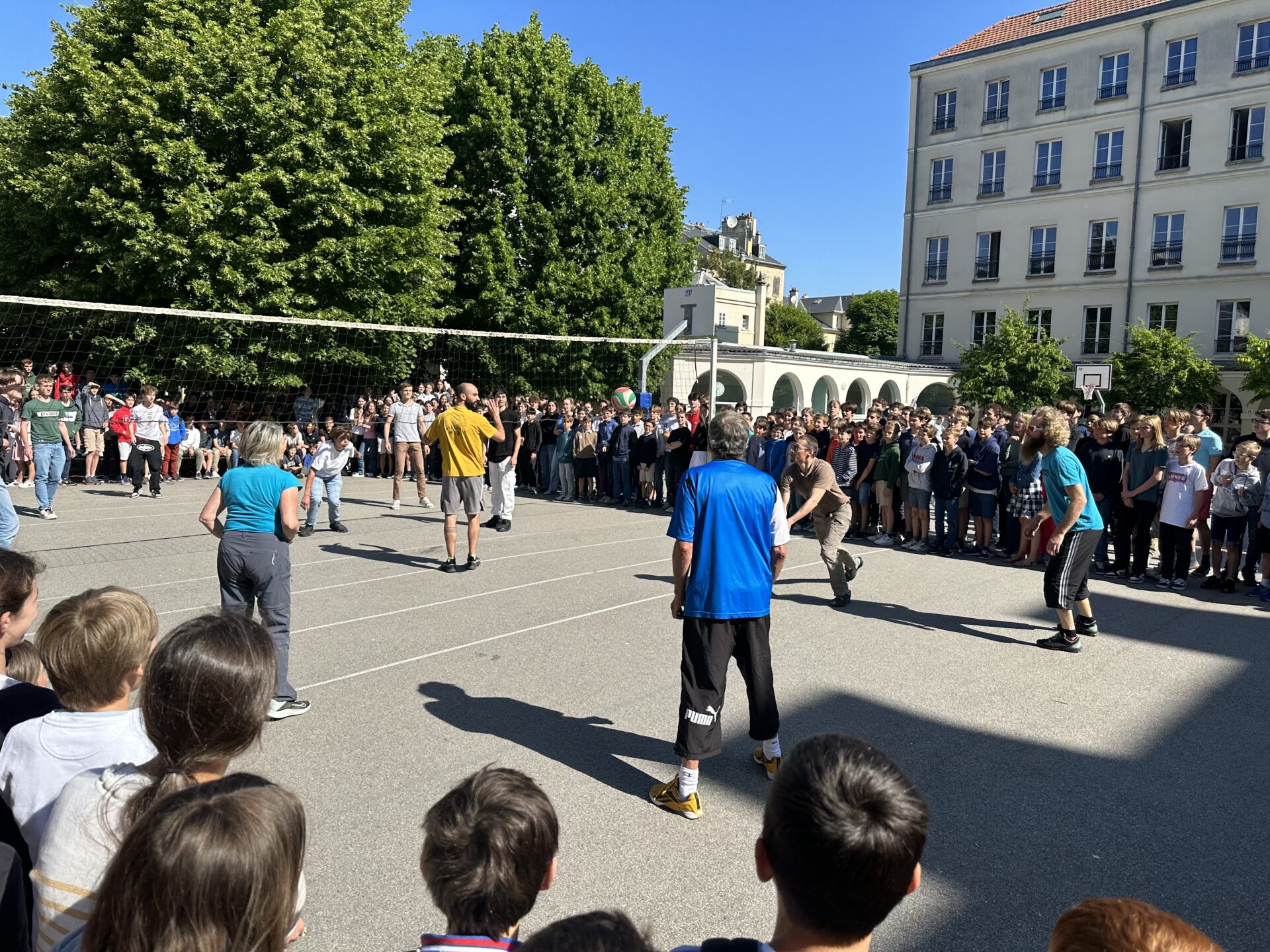 Matchs de volley élèves/professeurs